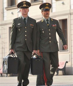 image by movienewz site Tom Cruise and Simon Pegg on Mission Impossible 4